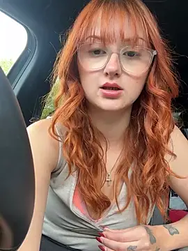 Snapshot of BunnyandBrookes_ chatting on July 6, 2026, 5:04 pm BunnyandBrookes online show from July 6, 2026, 5:04 pm