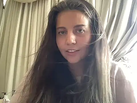Snapshot of Peaches0777 chatting on June 1, 2026, 4:41 pm Peaches0777 online show from June 1, 2026, 4:41 pm