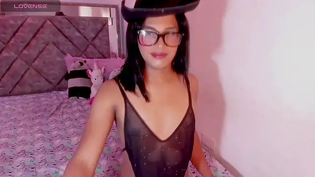 Snapshot of isabellaho1318 chatting on June 21, 2026, 6:27 am isabellaho1318 online show from June 21, 2026, 6:27 am