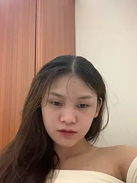 Snapshot of Weevi10 chatting on June 6, 2026, 3:06 pm Weevi10 online show from June 6, 2026, 3:06 pm