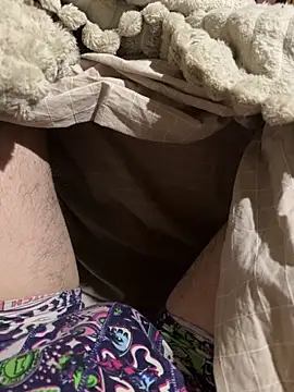 Pierre20cm21ans online show from June 2, 2026, 8:11 pm