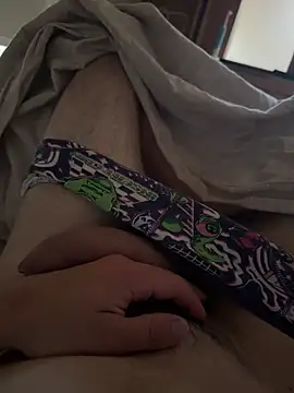 Pierre20cm21ans online show from June 3, 2026, 4:12 pm