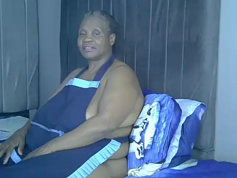 Snapshot of naughtymilf2026 chatting on June 5, 2026, 4:35 pm naughtymilf2026 online show from June 5, 2026, 4:35 pm