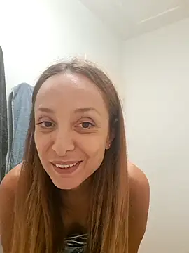 jasminelabeurette69 online show from June 4, 2026, 12:22 pm