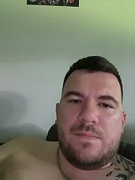 Snapshot of JoeRawa chatting on June 19, 2026, 2:10 pm JoeRawa online show from June 19, 2026, 2:10 pm