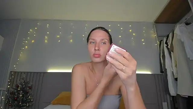 SofiClimbing online show from January 17, 2026, 8:52 am