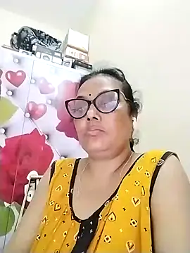 Snapshot of chatterjeesayani567 chatting on July 23, 2026, 6:22 am chatterjeesayani567 online show from July 23, 2026, 6:22 am