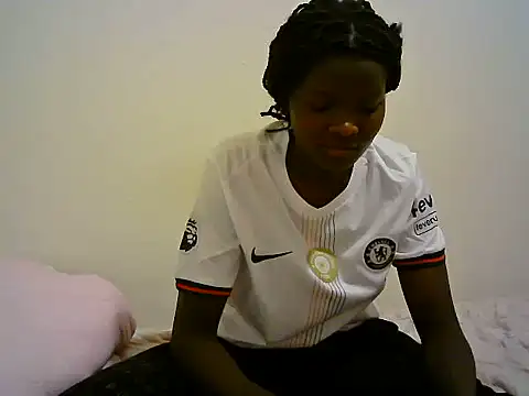 BerryJulie online show from June 10, 2026, 7:51 am