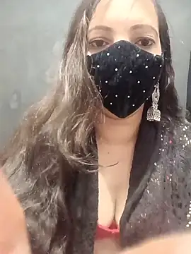 Lovely-Manisha143 online show from June 15, 2026, 5:09 am