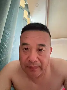 Snapshot of woailllll chatting on July 14, 2026, 11:32 pm woailllll online show from July 14, 2026, 11:32 pm