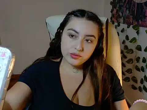 Snapshot of Whitebadangel chatting on July 8, 2026, 9:30 pm Whitebadangel online show from July 8, 2026, 9:30 pm