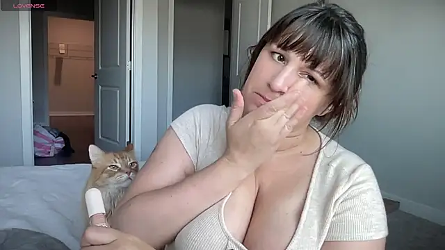 maddiliz online show from March 8, 2025, 4:28 pm