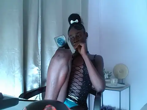 Snapshot of sex_blackhorny chatting on June 6, 2026, 1:43 am sex blackhorny online show from June 6, 2026, 1:43 am