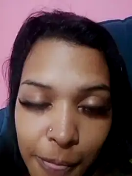 Snapshot of Silmara21 chatting on June 16, 2026, 5:15 pm Silmara21 online show from June 16, 2026, 5:15 pm
