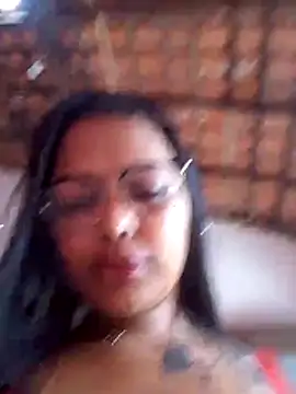 Snapshot of Silmara21 chatting on June 18, 2026, 5:39 pm Silmara21 online show from June 18, 2026, 5:39 pm