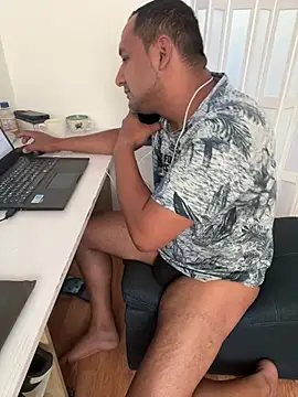 Snapshot of complisex2026 chatting on June 26, 2026, 1:04 pm complisex2026 online show from June 26, 2026, 1:04 pm