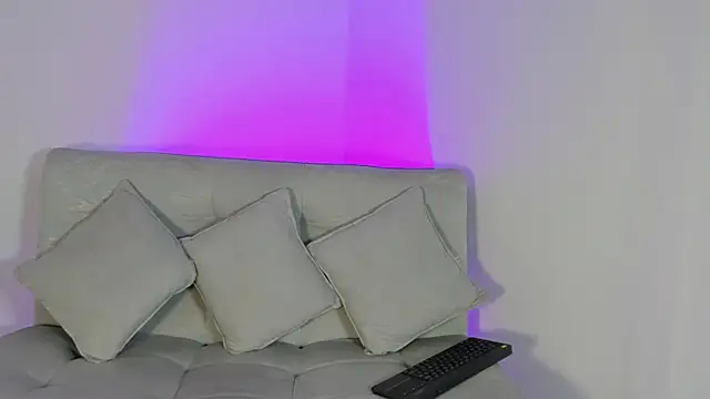 Snapshot of LindseyCarter chatting on July 17, 2026, 8:24 pm LindseyCarter online show from July 17, 2026, 8:24 pm
