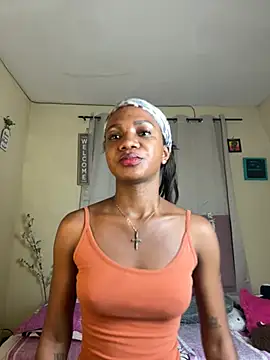 Snapshot of annybrannd1 chatting on June 25, 2026, 5:23 am annybrannd1 online show from June 25, 2026, 5:23 am