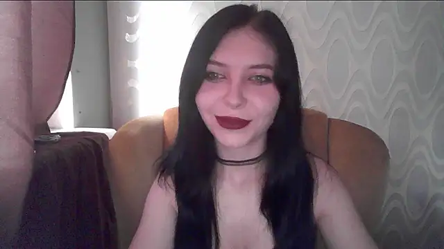 Snapshot of RileyTight chatting on June 10, 2026, 8:24 am RileyTight online show from June 10, 2026, 8:24 am