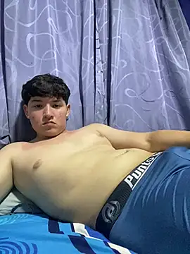 cacvz07 online show from June 7, 2026, 3:32 am