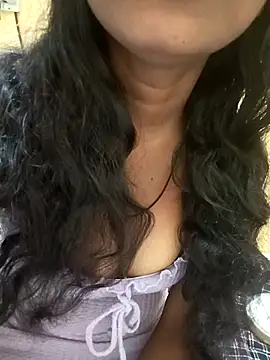 Snapshot of Sexy-Zeenat chatting on June 16, 2026, 7:22 am Sexy-Zeenat online show from June 16, 2026, 7:22 am