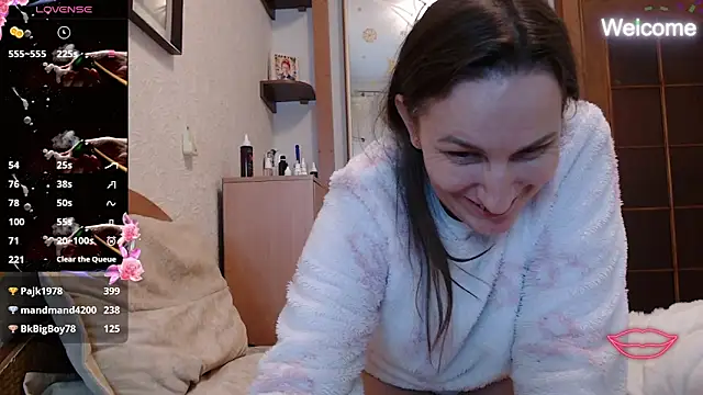 Yevgeshka-Milashka online show from January 17, 2026, 6:22 pm