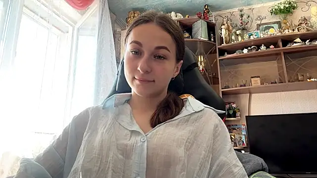 Snapshot of TaIliedGuest chatting on June 5, 2026, 6:52 am TaIliedGuest online show from June 5, 2026, 6:52 am