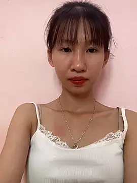 Snapshot of Abi_girl12 chatting on July 16, 2026, 5:02 am Abi girl12 online show from July 16, 2026, 5:02 am