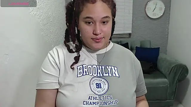 Snapshot of leilasosexy chatting on June 30, 2026, 1:23 pm leilasosexy online show from June 30, 2026, 1:23 pm