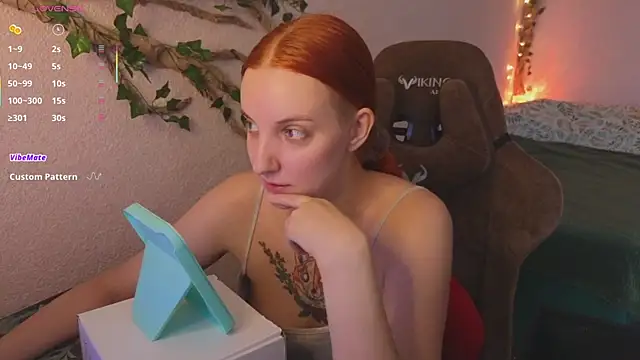 Snapshot of Elfie_Agatha chatting on July 21, 2026, 8:38 am Elfie Agatha online show from July 21, 2026, 8:38 am