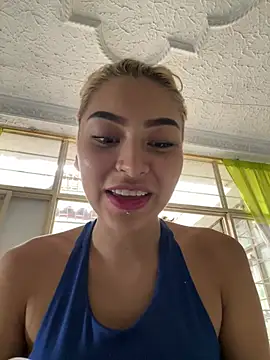 Snapshot of NatalieSterling chatting on July 11, 2026, 2:09 pm NatalieSterling online show from July 11, 2026, 2:09 pm