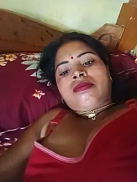 Snapshot of KRITIKA01990 chatting on July 3, 2026, 5:47 am KRITIKA01990 online show from July 3, 2026, 5:47 am