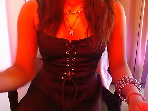 Snapshot of DarkDezire23 chatting on June 3, 2026, 7:19 pm DarkDezire23 online show from June 3, 2026, 7:19 pm