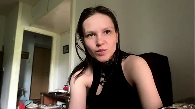 Snapshot of Sarahthegreatest chatting on June 6, 2026, 6:18 am Sarahthegreatest online show from June 6, 2026, 6:18 am