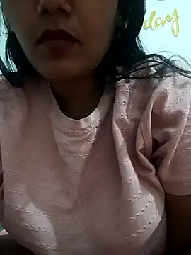 riyamahato8043 online show from June 8, 2026, 3:23 pm