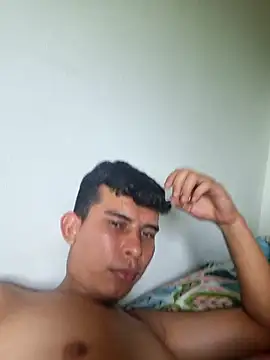 Snapshot of jhonier_23hot chatting on July 22, 2026, 9:17 pm jhonier 23hot online show from July 22, 2026, 9:17 pm
