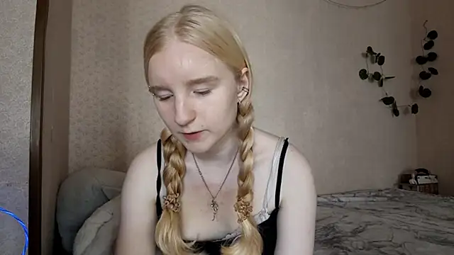 InnoBelle online show from June 5, 2026, 6:52 am
