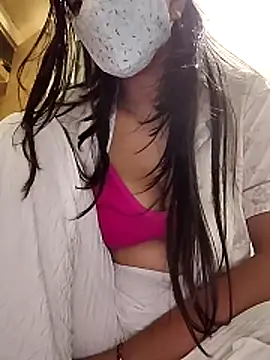 Snapshot of Romantic_riya_06 chatting on June 23, 2026, 4:10 am Romantic riya 06 online show from June 23, 2026, 4:10 am