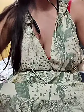 Snapshot of Romantic_riya_06 chatting on July 16, 2026, 5:41 pm Romantic riya 06 online show from July 16, 2026, 5:41 pm