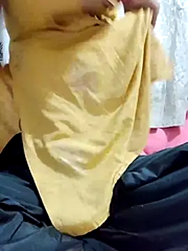 Snapshot of Romantic_riya_06 chatting on July 20, 2026, 5:15 pm Romantic riya 06 online show from July 20, 2026, 5:15 pm