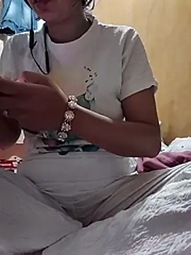 Snapshot of Romantic_riya_06 chatting on July 25, 2026, 3:42 pm Romantic riya 06 online show from July 25, 2026, 3:42 pm