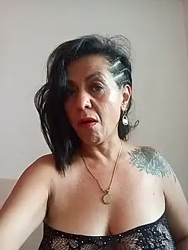 Snapshot of awezomepenelope chatting on June 26, 2026, 6:34 pm awezomepenelope online show from June 26, 2026, 6:34 pm