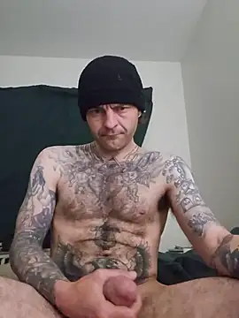 Snapshot of bigtattedcock chatting on June 15, 2026, 3:42 am bigtattedcock online show from June 15, 2026, 3:42 am