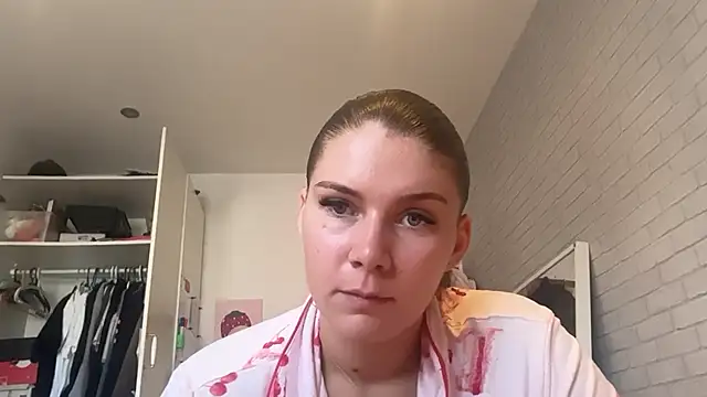 Melissamayy online show from August 7, 2026, 12:18 pm