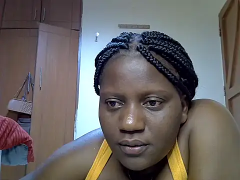 Snapshot of biganni_ chatting on June 10, 2026, 9:41 am biganni online show from June 10, 2026, 9:41 am