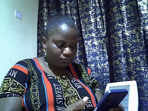 Snapshot of biganni_ chatting on July 22, 2026, 5:05 pm biganni online show from July 22, 2026, 5:05 pm