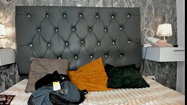 Snapshot of celeste_bluee chatting on July 30, 2026, 8:30 pm celeste bluee online show from July 30, 2026, 8:30 pm