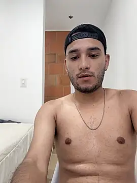 Thiago Stone1 online show from June 27, 2026, 5:40 pm