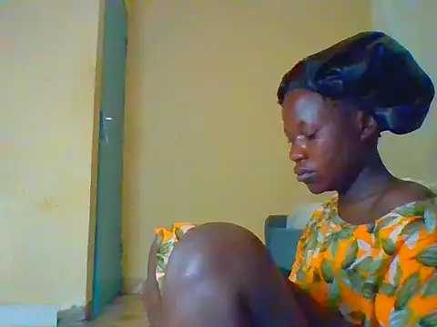 Snapshot of candycrusha chatting on July 9, 2026, 5:55 am candycrusha online show from July 9, 2026, 5:55 am