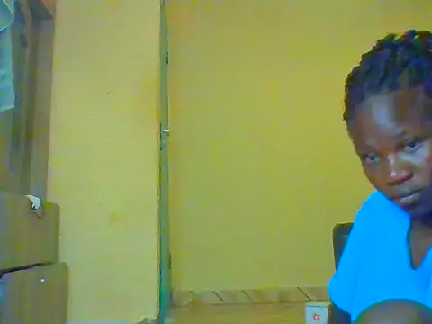 Snapshot of candycrusha chatting on July 12, 2026, 7:21 am candycrusha online show from July 12, 2026, 7:21 am